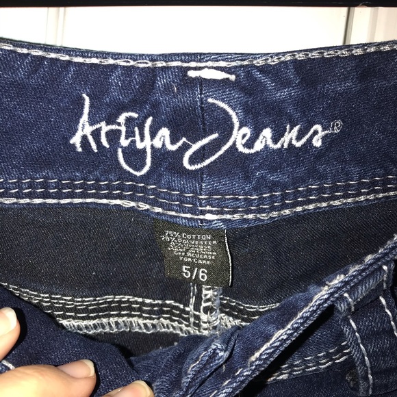 Ariya Skinny Jeans size 5/6 - Picture 4 of 5